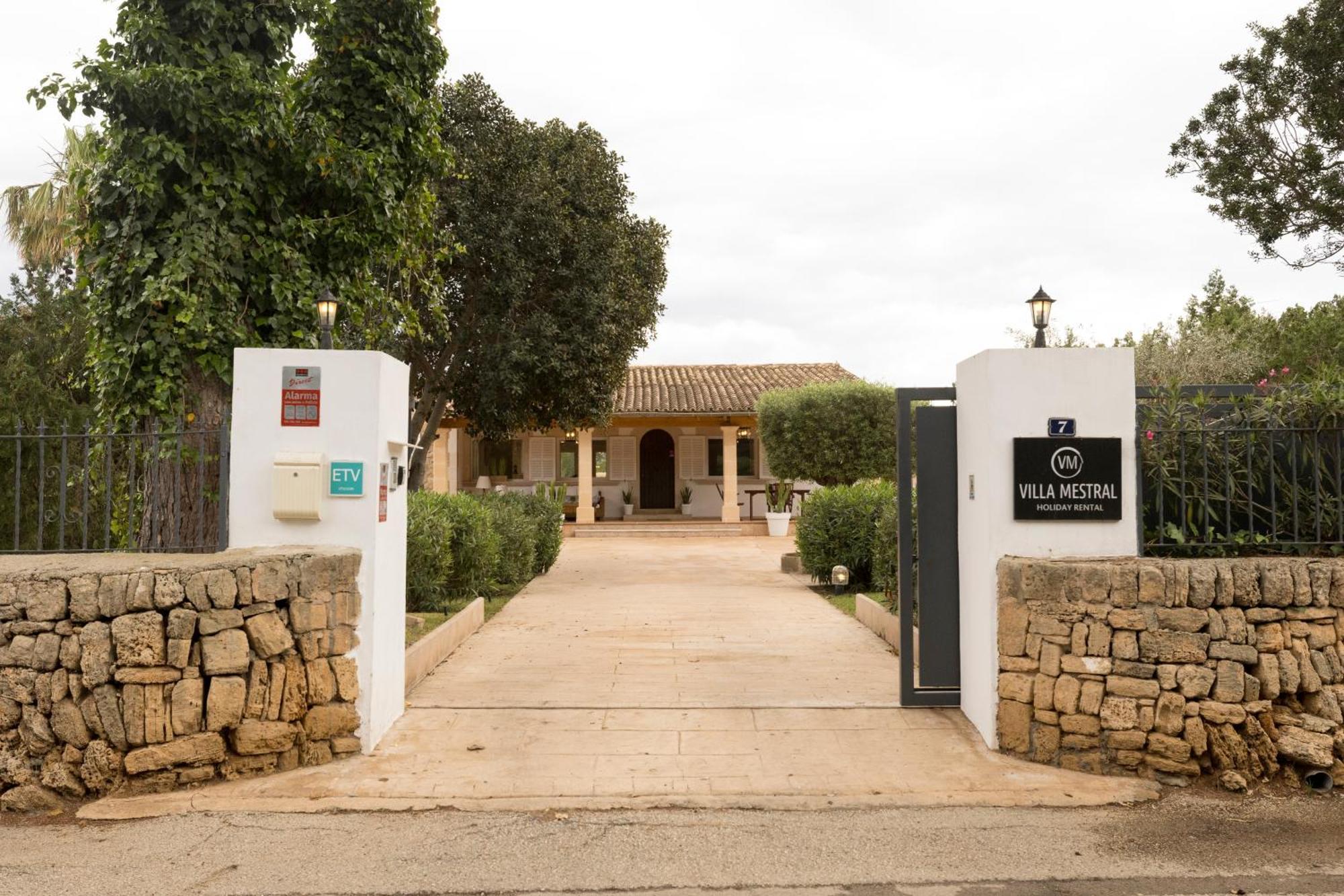 Villa Mestral Alcúdia Buitenkant foto